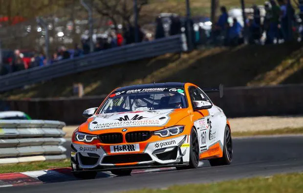 BMW M4 GT4 Renntaxi VLN-Training Nürburgring - 7