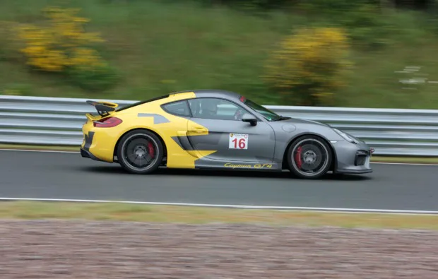 Renntaxi Porsche Cayman GT4 (3 Rdn.) Bilster Berg - 1