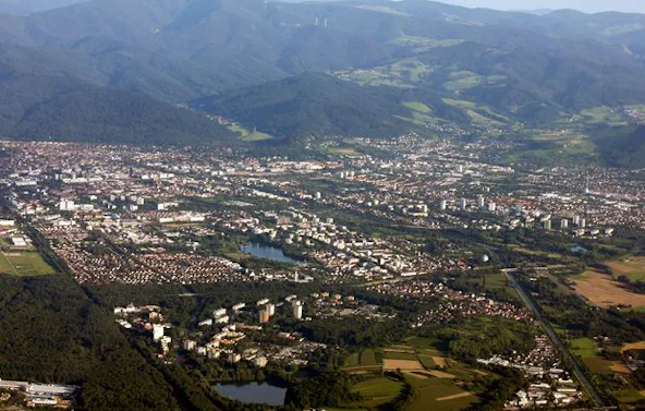 Flugzeug-Rundflug Freiburg