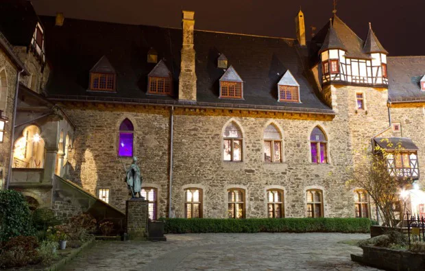 Schlossführung Gruselstunde Schloss Burg Solingen - 1