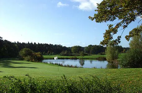Golf-Urlaub im Burghotel in Brandenburg für 2 - 8