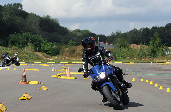 Motorrad Kurventraining Kirchlengern (2 Std.) - 2