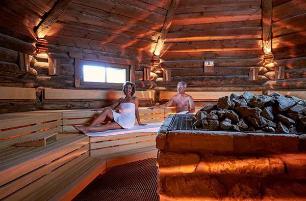 Wellnessreise Bad Krozingen mit Vita Classica Therme für 2 - 4