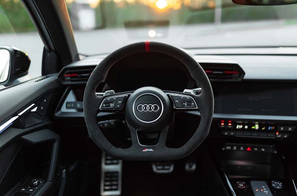 Audi RS3 Limousine mieten Bielefeld (Wochenendmiete)