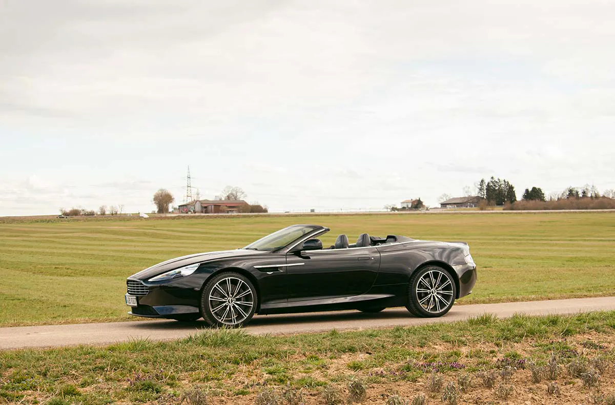 Aston Martin Volante mieten Weil der Stadt (8 Std.)
