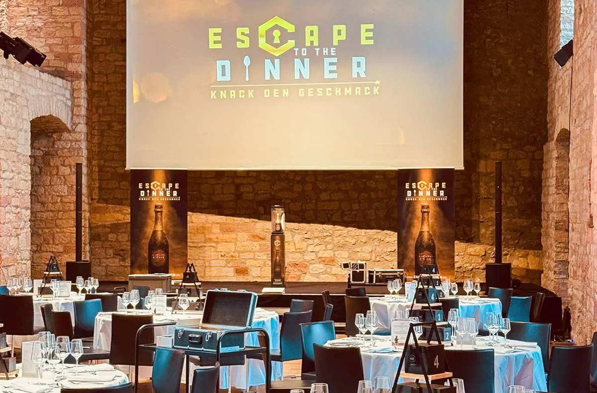 Escape to the Dinner - 5