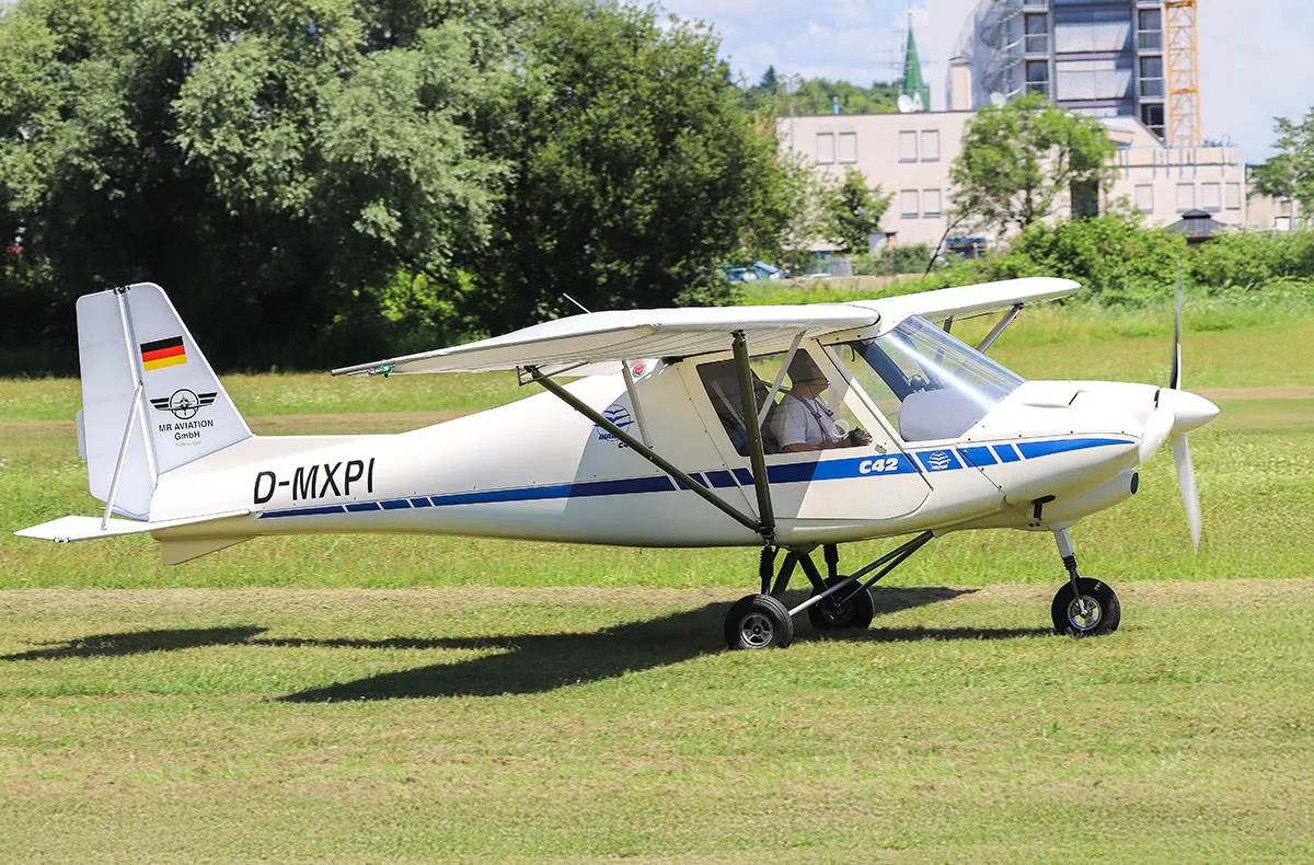 Flugzeug selber fliegen Raum Bodensee (1 Std.) - 1