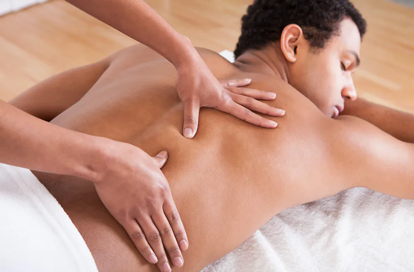 Ganzkörpermassage Zürich (105 min)