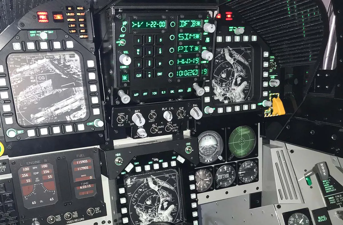 Kampfjet Simulator F18 Hornet (60min) "Maverick for a Day" Hamburg - 4