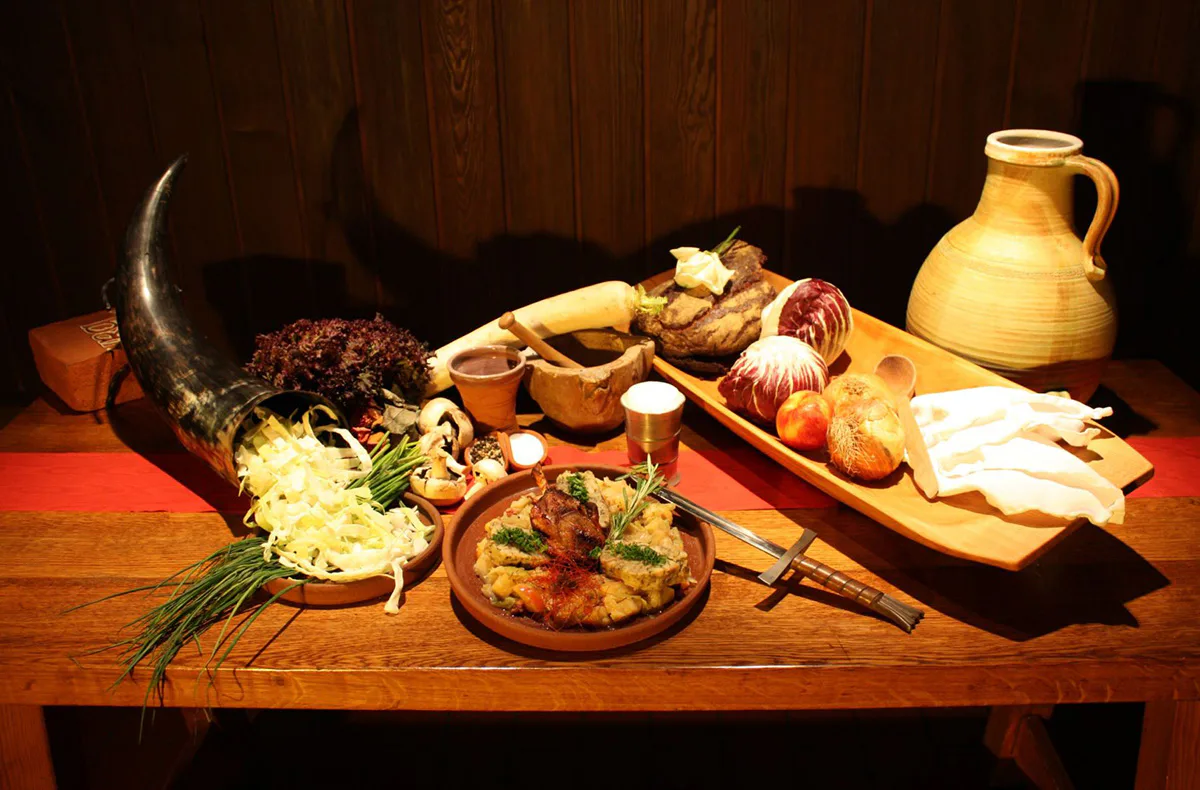 Mittelalter-Krimi & Dinner auf der Burg bei Koblenz - 1