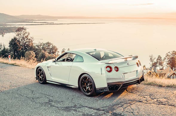 Nissan GT-R fahren (12 Std.)