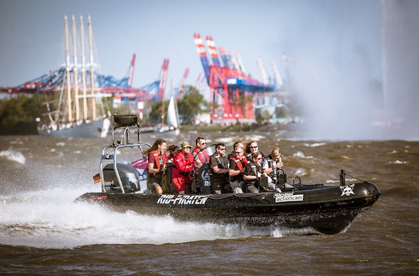 RIB Speedboat fahren in Hamburg (75 Min.)