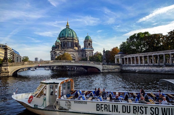 Schiffsrundfahrt in Berlin (1 Stunde)