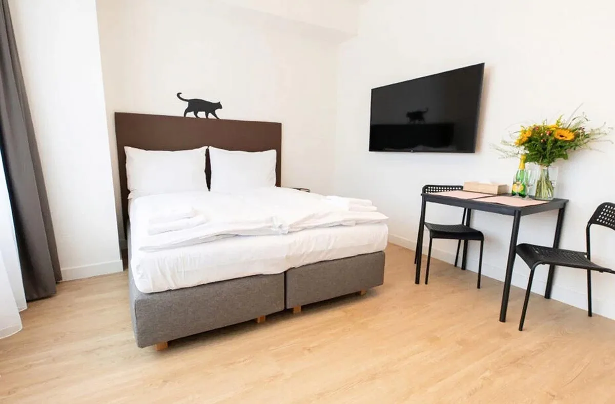 Städtetrip Prag für 2 (2 Nächte) - Post 120 Suites - 1