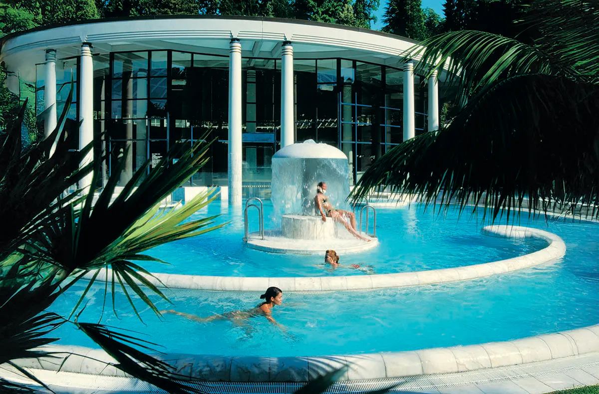 Caracalla Therme Baden Baden Kurzurlaub für 2 - 9